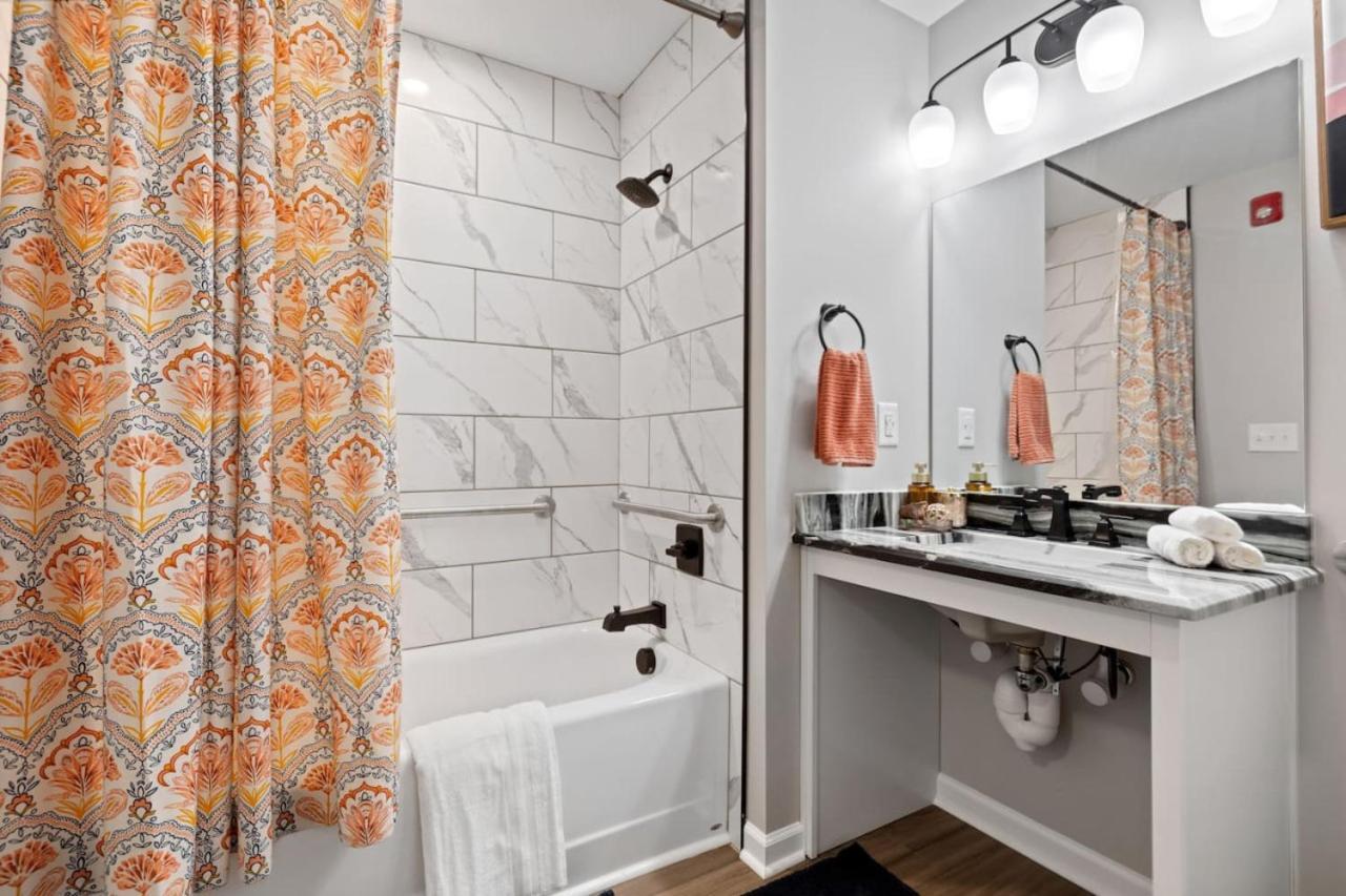 פייטוויל New Luxe Apt 3Br Downtown Fay Unit B מראה חיצוני תמונה