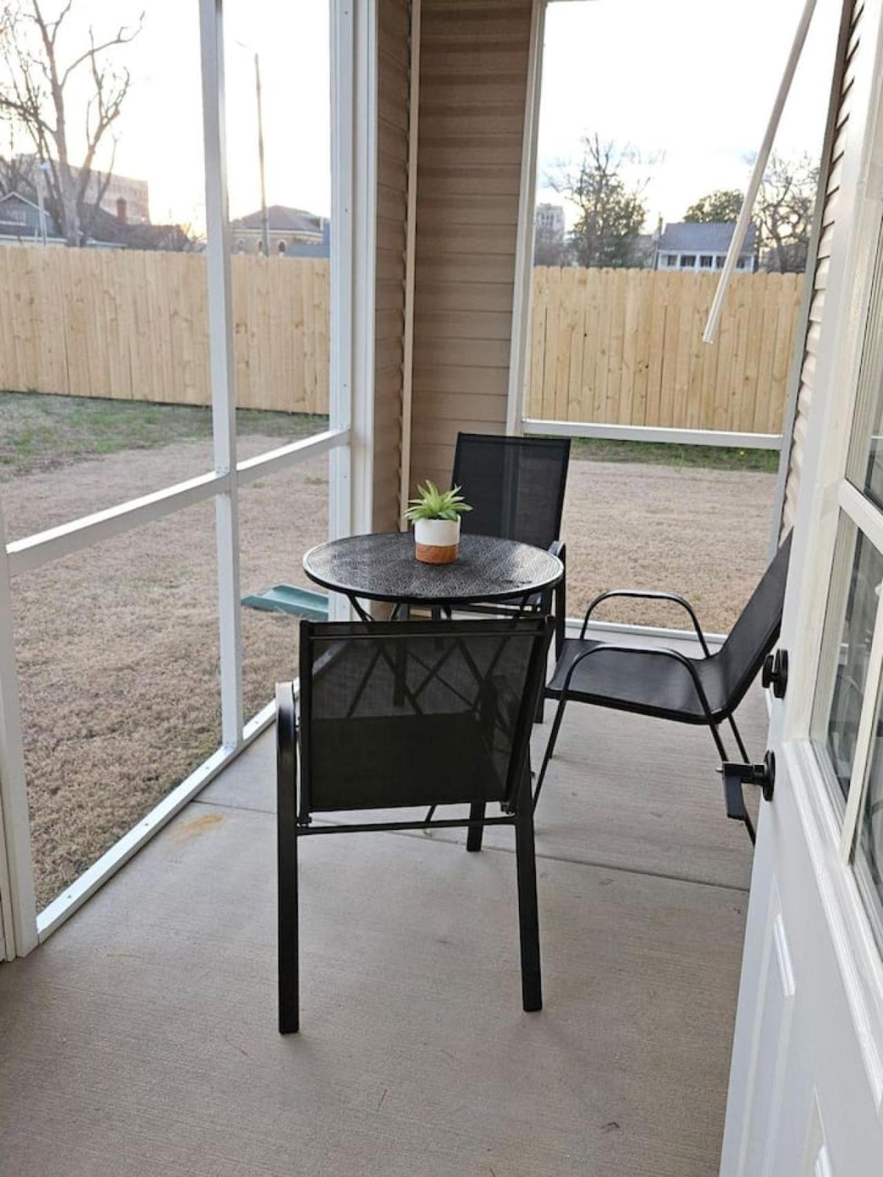 פייטוויל New Luxe Apt 3Br Downtown Fay Unit B מראה חיצוני תמונה
